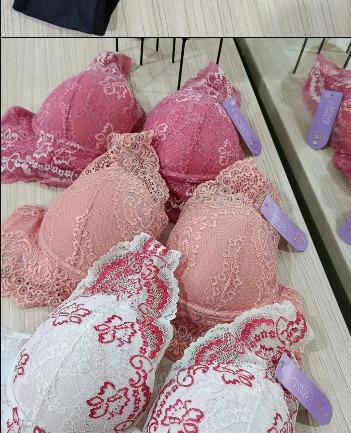 Sutiãs rendados Detalli's